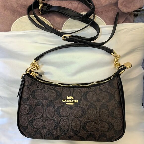 Coach Handbags - Coach Teri Shoulder Bag
